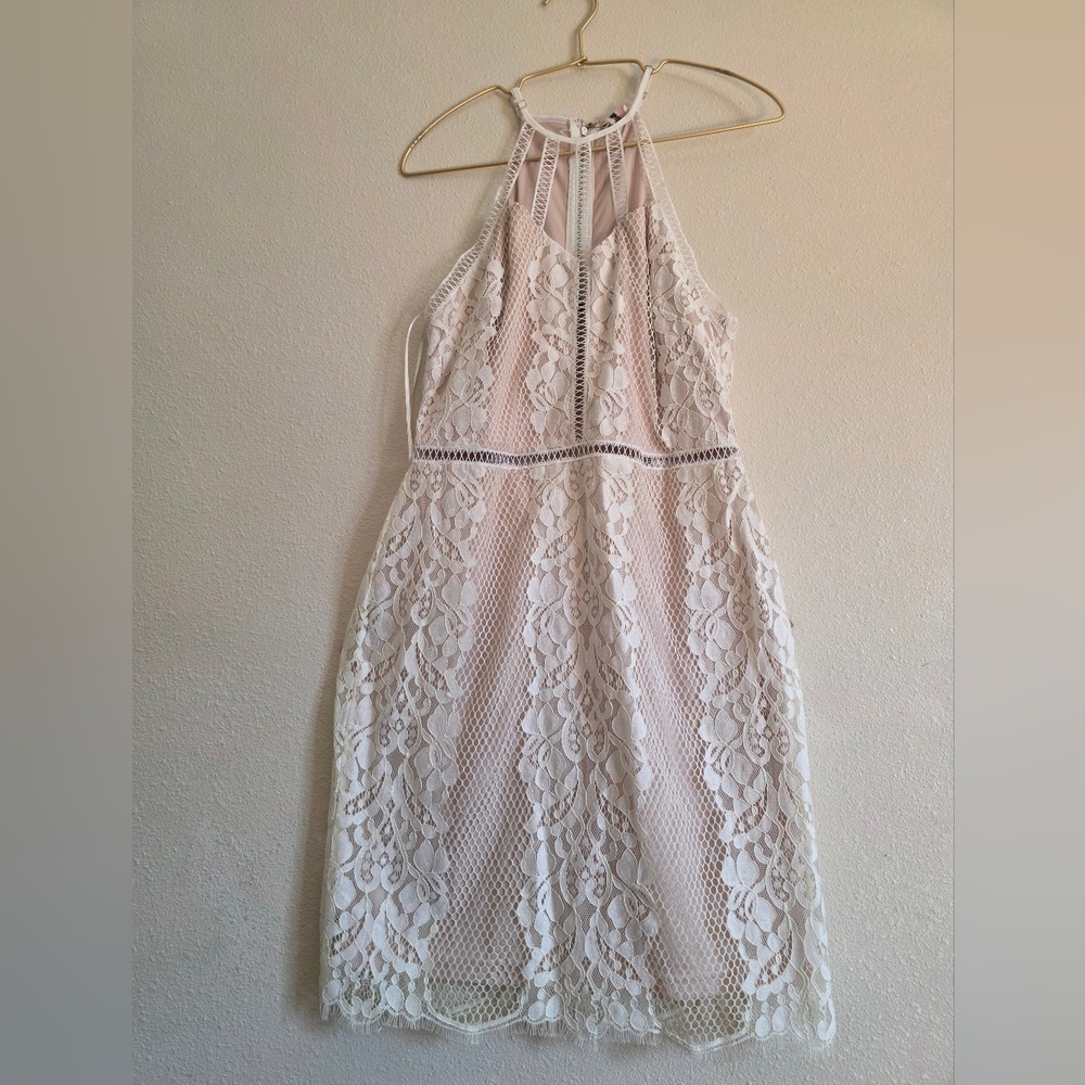 Chic White Lace Halter Mini Dress
